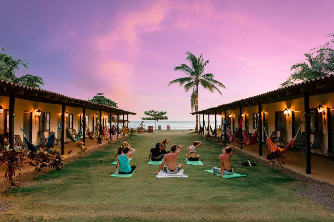 Beach Break Hotel & Surf Camp De Playa Venao Exterior photo