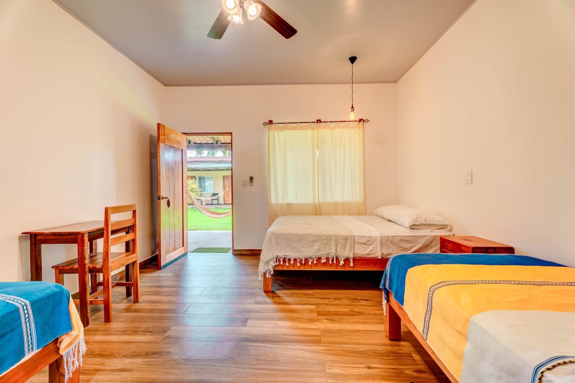 Beach Break Hotel & Surf Camp De Playa Venao Exterior photo